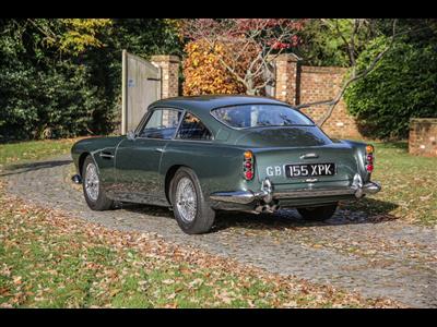 Aston Martin+DB4